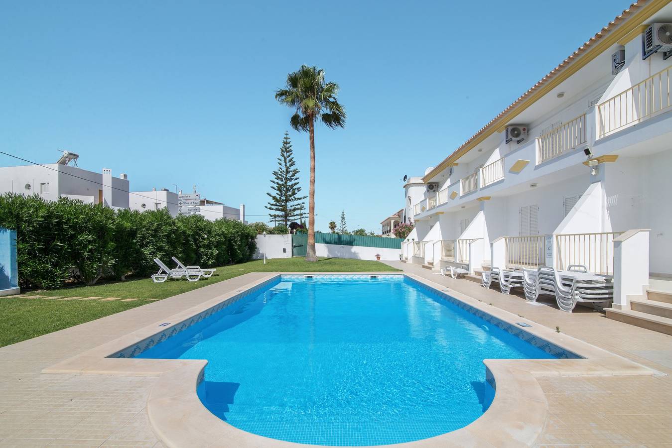Villa voor 10 Personen in Albufeira e Olhos de Água, Faro District