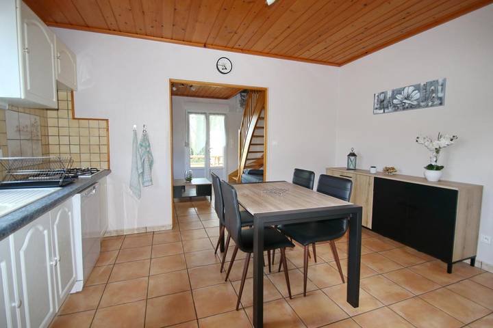 Gîte pour 4 personnes avec terrasse in Silley-Amancey, Jura Francais