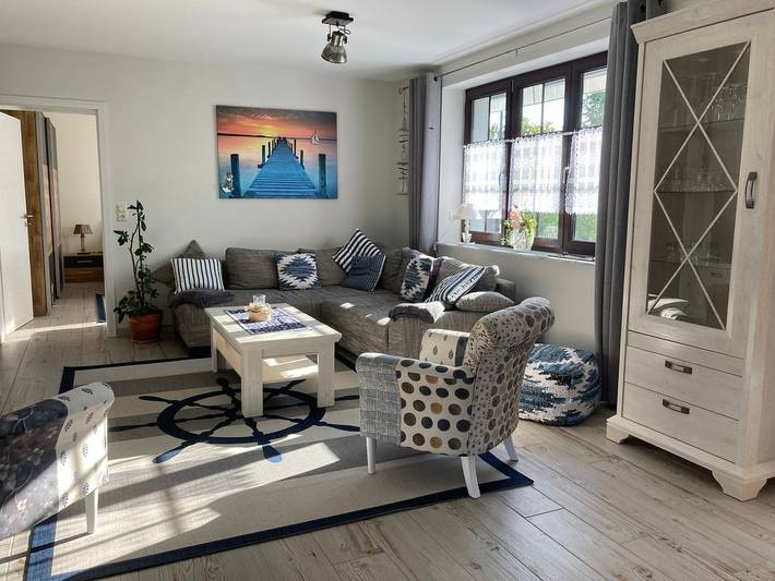 Hütte für 6 Personen, mit Terrasse in Mecklenburgische Seenplatte - 2