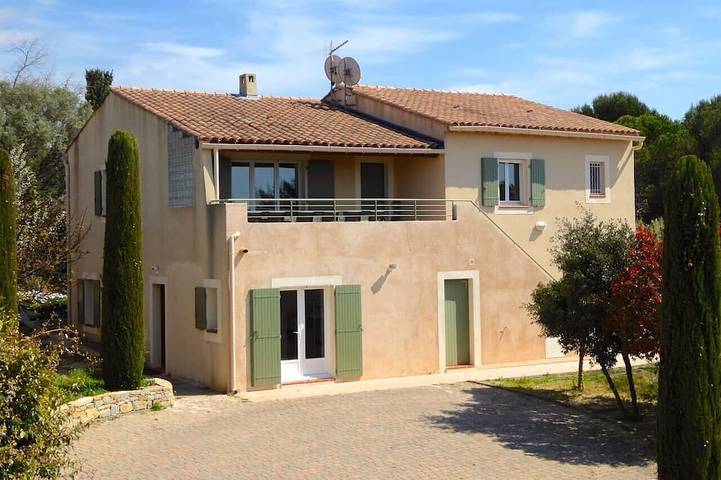Villa klimatisiert, geheiztes Innen-Schwimmbad, Paradis für Kinder, Wifi in Le Castellet, Mittelmeerküste (Frankreich)