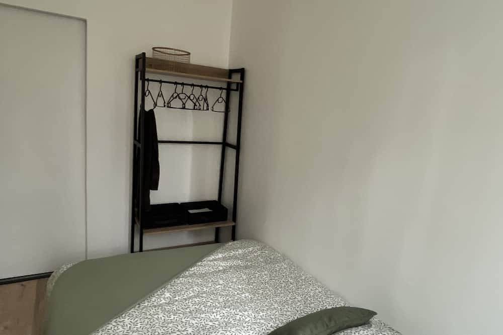 Entire apartment, Charmant Duplex au Calme et Entièrement Rénové Près de Paris in Asnières-sur-Seine, Hauts-de-Seine