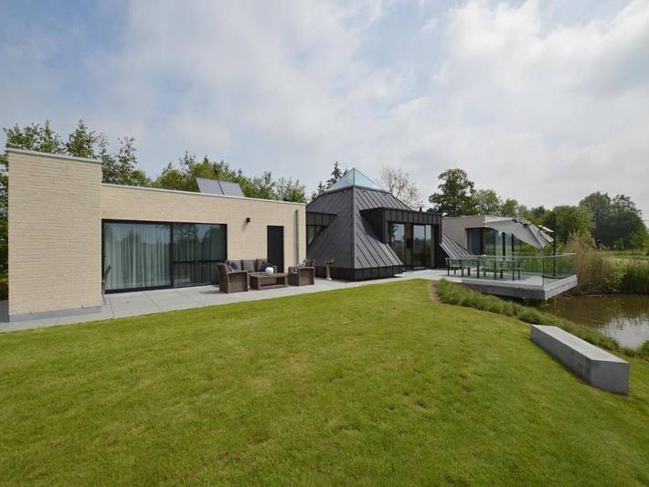 Vakantiehuis voor 9 personen, met Terras en Tuin in Aalst