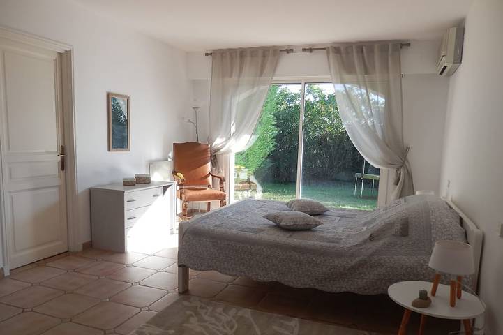Villa pour 8 personnes, avec jardin et terrasse à Saint-Laurent-du-Var - 3