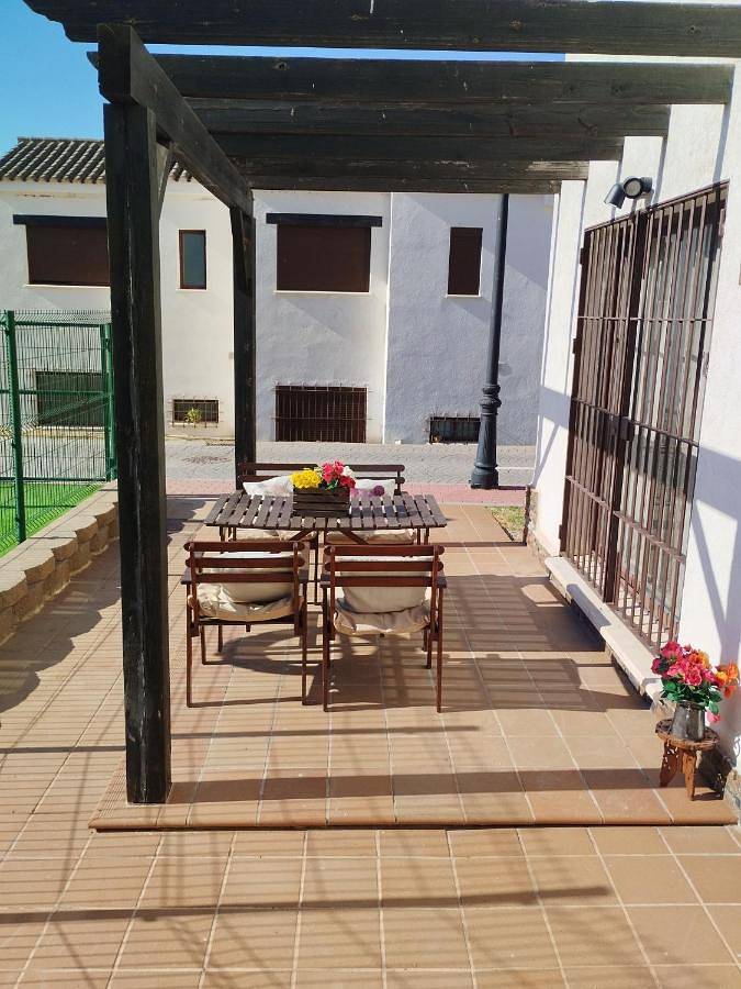 Casa rural para 7 personas, con vistas además de jardín y piscina en El Ronquillo - 3