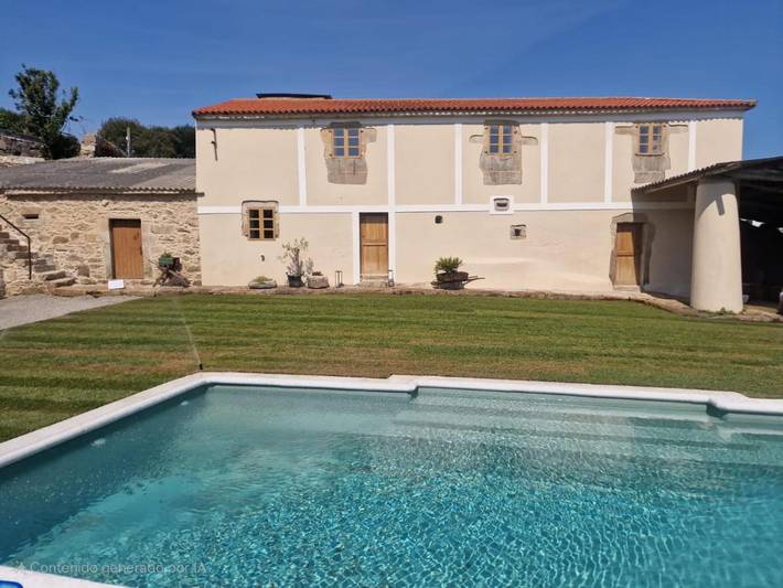 Casa de vacaciones para 10 personas, con piscina además de jardín y vistas, Se admiten mascotas en Laracha