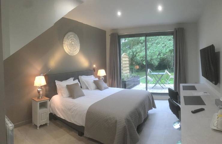 Maison d’hôte pour 2 personnes, avec Terrasse et Jardin à Chartres