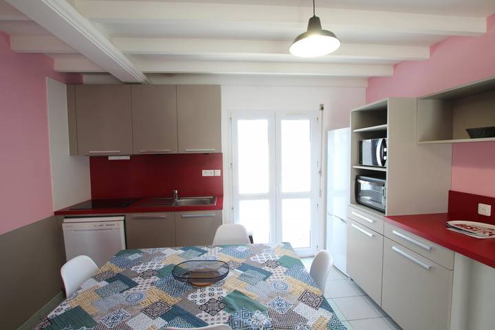 Gîte pour 5 personnes, avec jardin à Siouville-Hague - 2