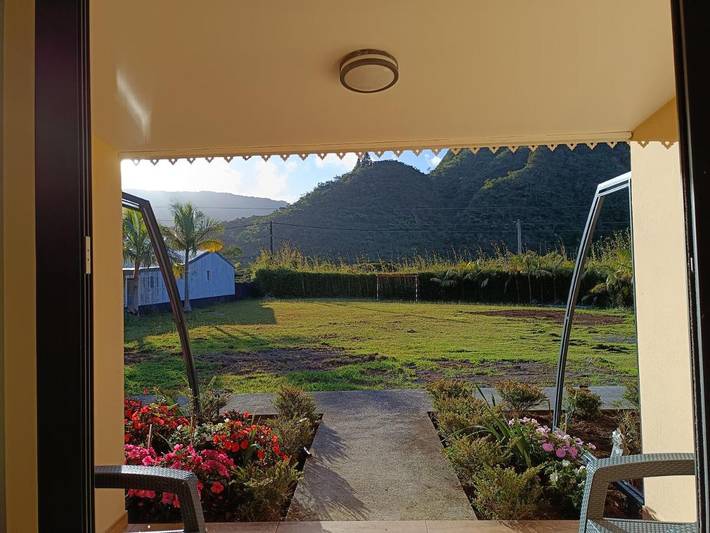 Gîte pour 2 personnes, avec vue et jardin à La Plaine-des-Palmistes - 3