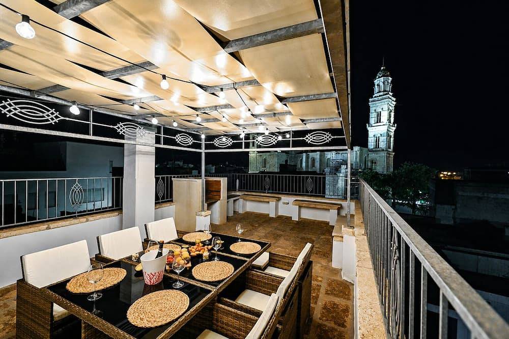 Hel leilighet, Private estate bell tower view in the heart of the historic center in Soleto, Lecce-provinsen