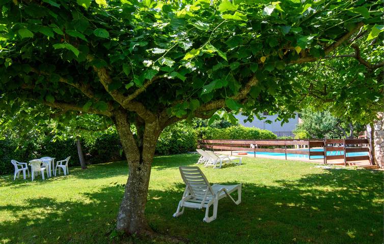 Appartamento intero, Appartamento vacanze per 5 persone con piscina in Montemonaco, Parco nazionale dei Monti Sibillini
