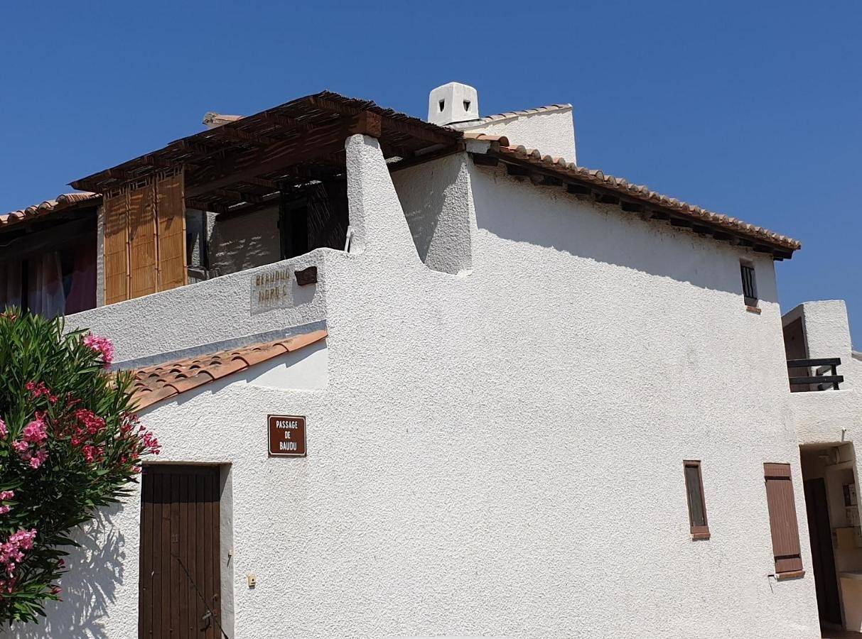 Appartement entier, Studio in Saintes-Maries-de-la-Mer, Région d'Arles