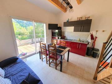 Gîte pour 4 personnes, avec vue et jardin à Sainte-Cécile-d'Andorge