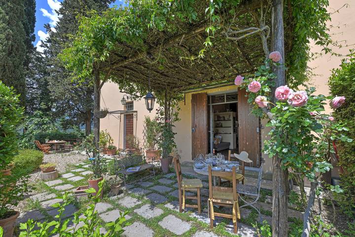 Casa vacanza per 5 persone, con Terrazza e Piscina per bambini a Rignano sull'Arno
