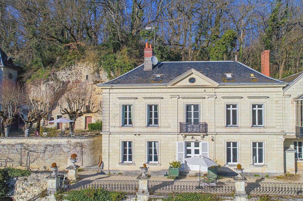 Manoir de la Salle du Roc - suite romantique 30 M2 Joséphine, Proche Chenonceau in Bourré, Région de Blois