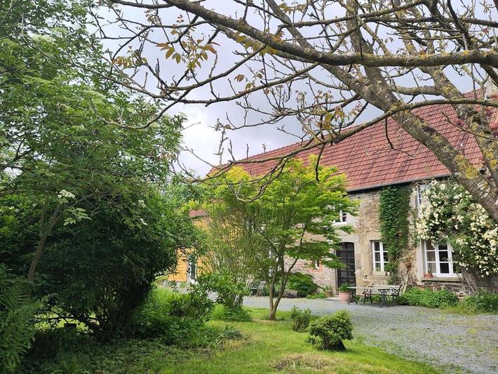 Gîte pour 2 personnes, avec jardin et vue à Pont-Farcy