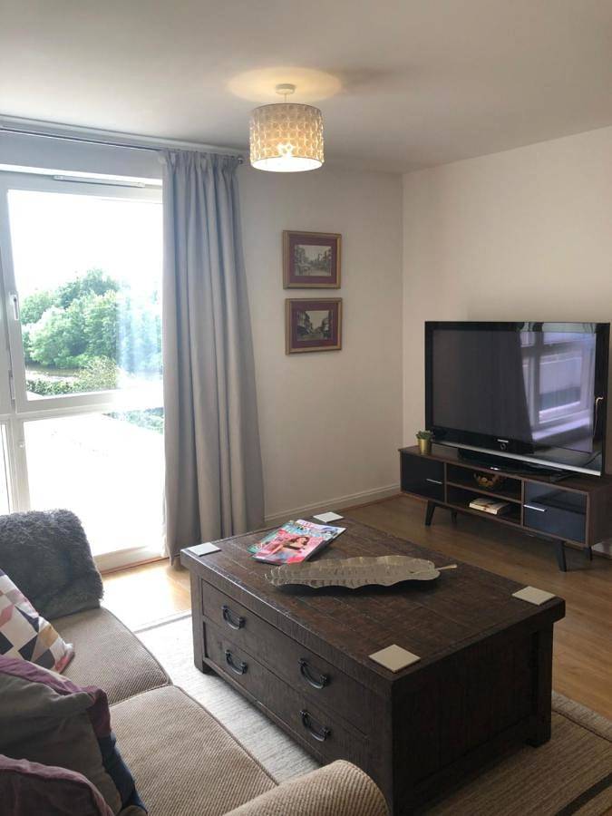 Entire apartment, One-Bedroom Apartment in Cardiff Bay, Cardiff