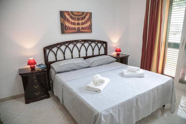 Gîte pour 6 personnes, avec terrasse et vue sur l’océan à Cefalù - 4