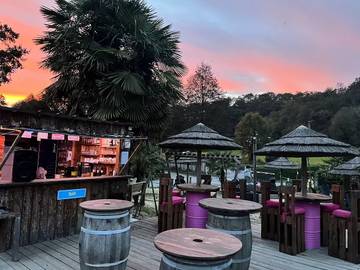 Camping pour 10 Personnes dans Peyrouse, Hautes-Pyrénées, Photo 3