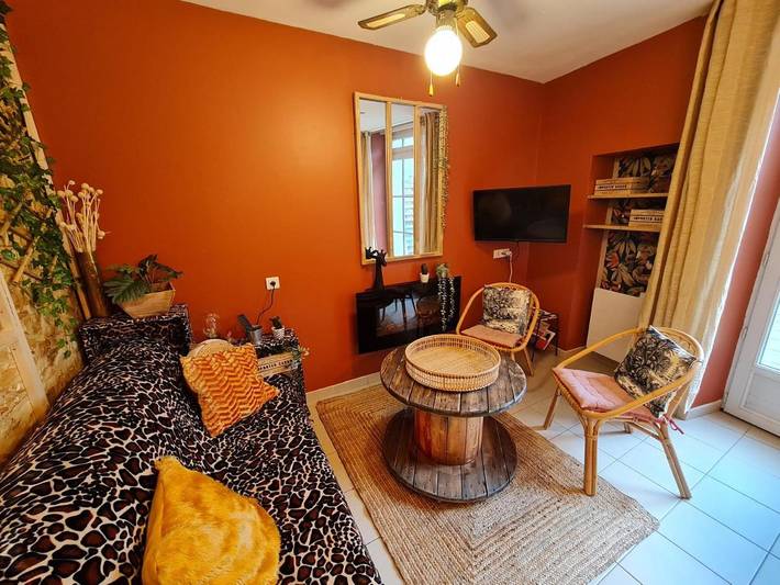 Gîte pour 4 personnes, avec jardin à Le Lude - 2