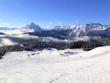 Chalet für 24 Personen, mit Balkon und Sauna in Leutaschklamm