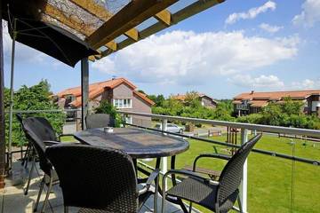 Ferienwohnung für 6 Personen, mit Sauna und Garten sowie Seeblick in Hohen Wieschendorf