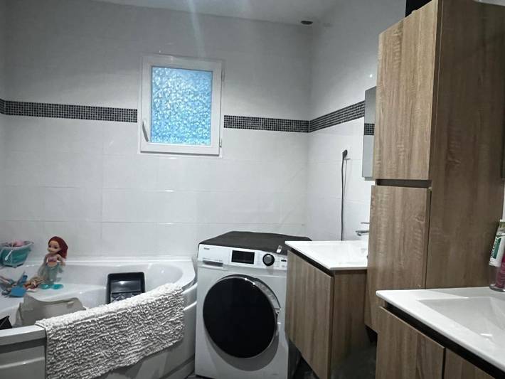 Gîte pour 4 personnes, avec piscine et terrasse, animaux acceptés à Cissac-Médoc - 2