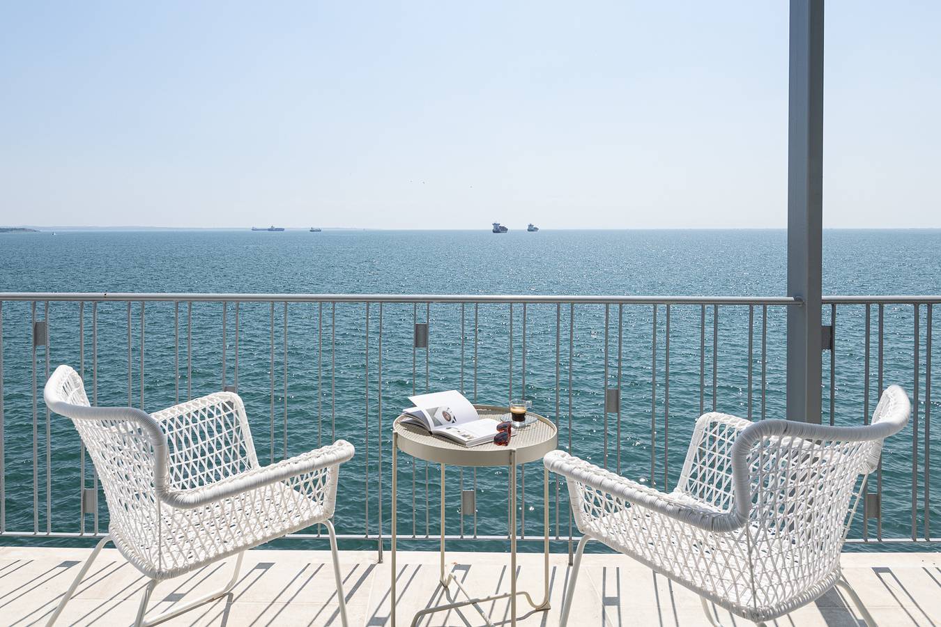 Appartement entier, Primavera: Luxury seafront apt with view in Ladadika, Région de Thessalonique