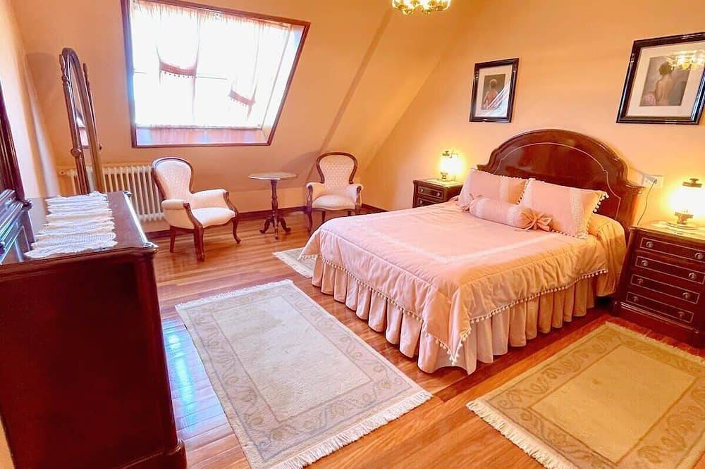 Entire apartment, The Cliffs - Milamarina in Viveiro, Galician Coast