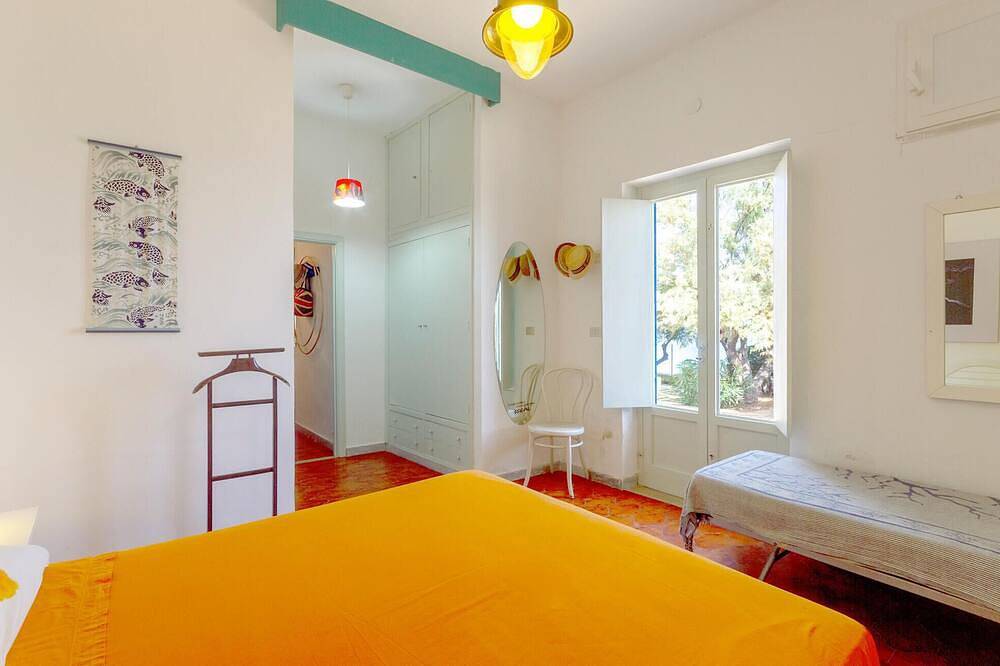 Pet friendly home in Trani with Wifi in Trani, Barletta-Andria-Trani