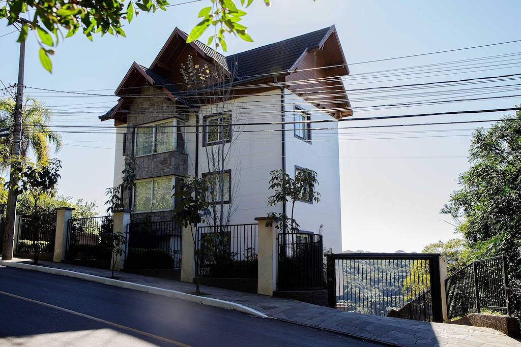 Ganze Wohnung, Luxury Apartment 5 people in Gramado, Rio Grande do Sul