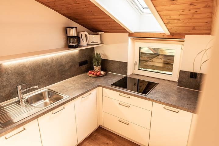 Ganze Wohnung, Apartment "Haus Lohengrin - Ferienwohnung 5" mit Bergblick, Wlan, Balkon und Garten in Seis am Schlern, Kastelruth