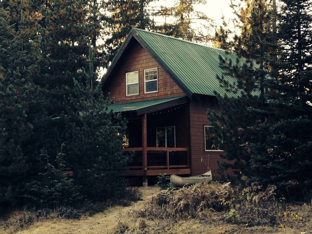 Priest Lake - Wunderschöne Ufergegend ohne die Lakeview-Kosten in Kaniksu Nationalwald