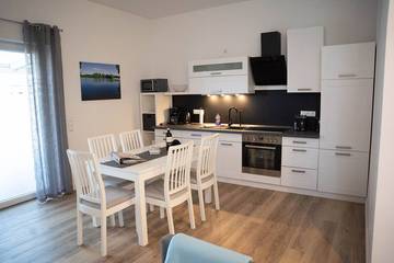 Ferienwohnung für 5 Personen, mit Garten und Terrasse, mit Haustier in Zetel