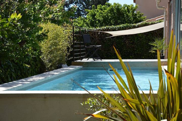 Location de vacances pour 6 personnes, avec Terrasse et Jardin à Éguilles