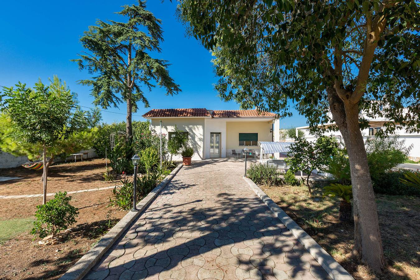 Ferienhaus für 9 Personen mit Garten in Manduria, Tarent Provinz