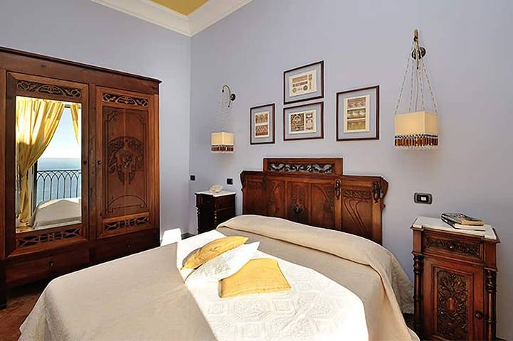 Villa Principessa, by Amalfivacation.It Sea Access, Pool, Sea View, Terraces. in Marmorata, Ravello