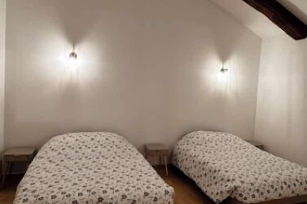 Apartamento entero, Le Grenier De La Belle Epoque\" Gite in Jeuxey, Región de Épinal
