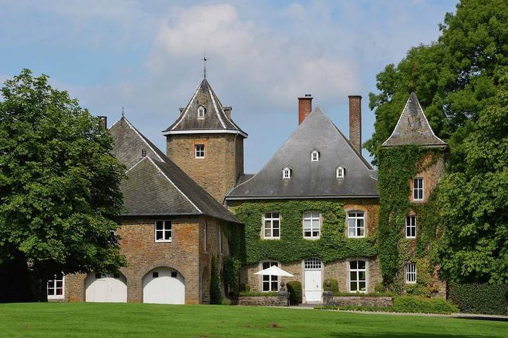 Château pour 16 personnes, avec jardin et sauna dans Ardennes (Belgique)