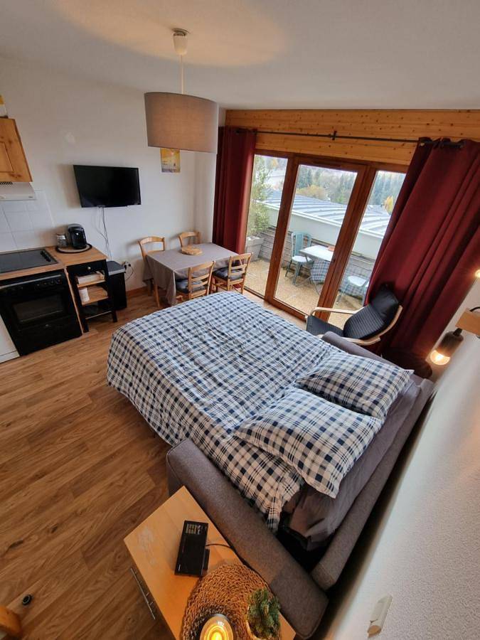 Gîte pour 4 personnes, avec terrasse et vue dans Office de Tourisme de Chamrousse - 2