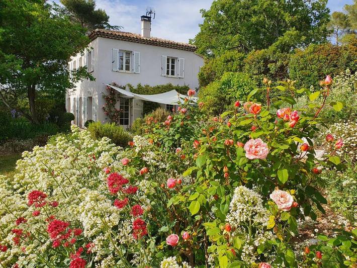 Chambre d’hôte pour 2 personnes, avec piscine et terrasse ainsi que jardin et vue à Aix-en-Provence - 2