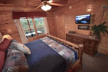 Glamping for 12 Guests in Great Smoky Mountains National Park, Tennessee, Picture 4