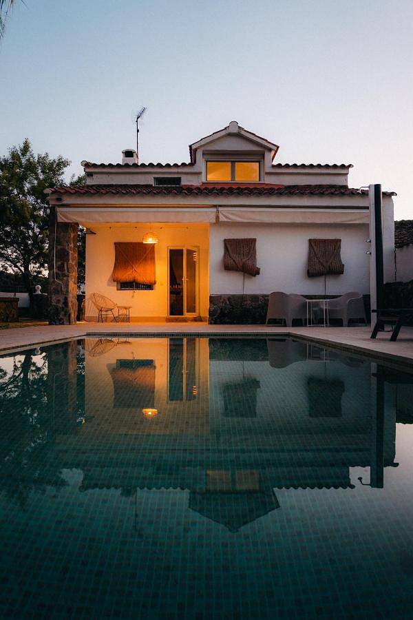 Casa rural para 14 personas, con Terraza y Jardín además de Piscina y Vistas en Sotillo de las Palomas - 3