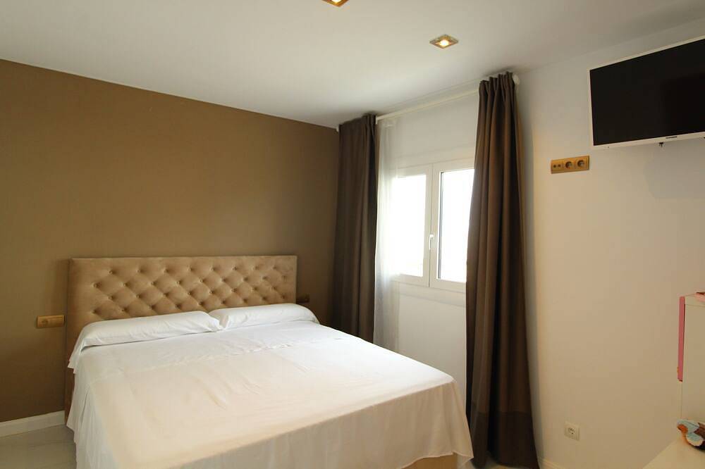 Villa Paradise Playa Climatizada,10 min de Sitges in Sant Pere de Ribes, Garraf