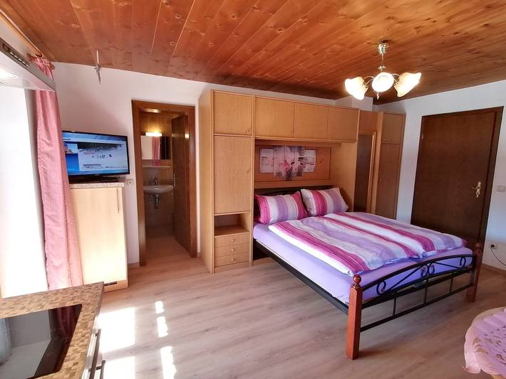 Ferienwohnung für 2 Personen, mit Balkon und Garten, kinderfreundlich in Bad Bayersoien - 3