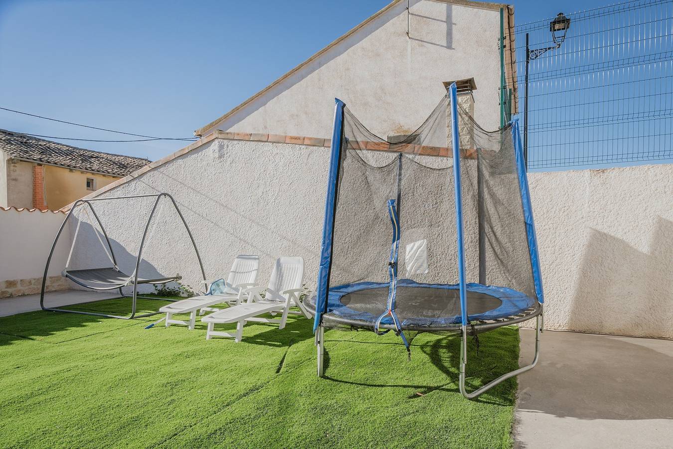 Gîte rural 'El Lagar del Altillo - Revilla Vallejer' avec piscine et terrasse in Revilla Vallejera, Province de Burgos