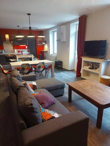 Gîte pour 5 personnes, avec jardin à Parçay-sur-Vienne