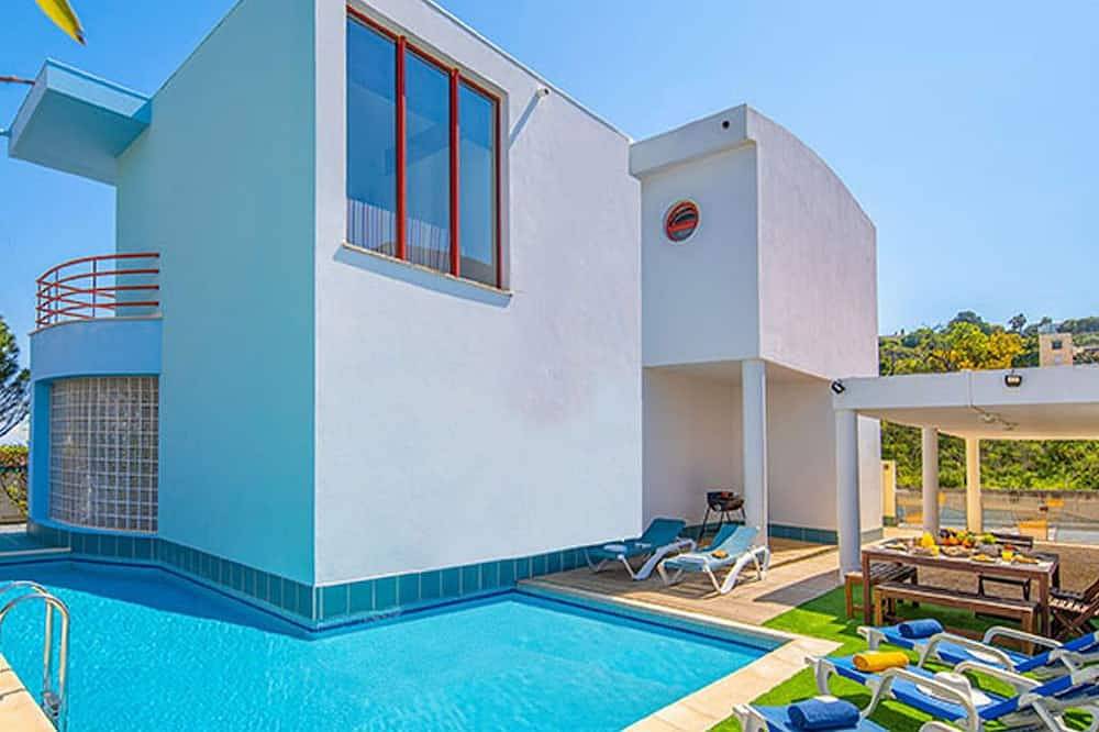 Unique villa w/ pool by the Marina in Albufeira e Olhos de Água, Faro Distrikt