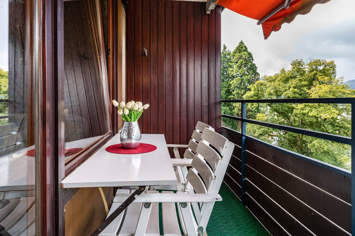 Ganzes Studio, Einzimmerapartment 'Ferienwohnung Nr 96' mit Gemeinschaftsgarten, Balkon und Wlan in Bad Herrenalb, Nordschwarzwald