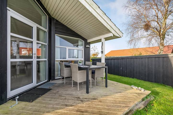 Ferienhaus für 6 Personen, mit Terrasse in Høll - 2