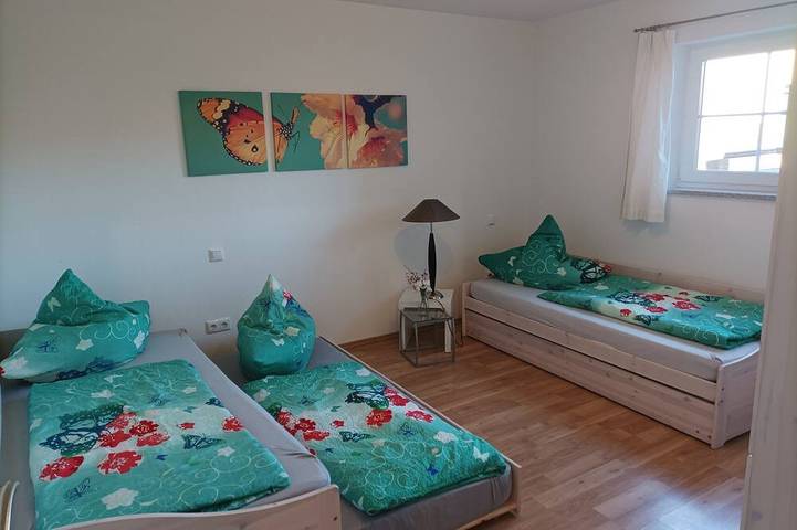 Entire apartment, Schöne Ferienwohnung in Bierdorf Wenige Minuten vom Ammersee Entfernt in Dießen am Ammersee, Ammersee